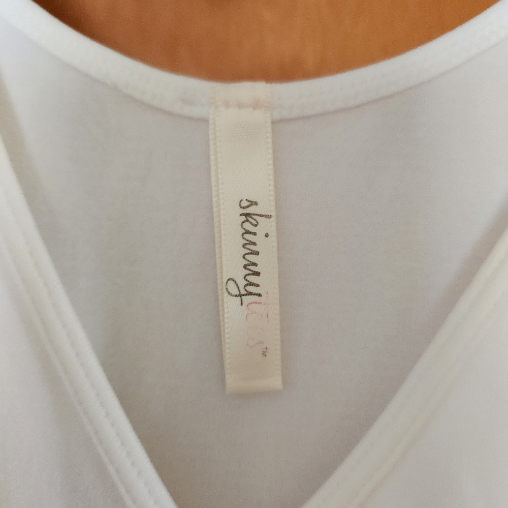 Skinny Tee - Picture 5 of 5